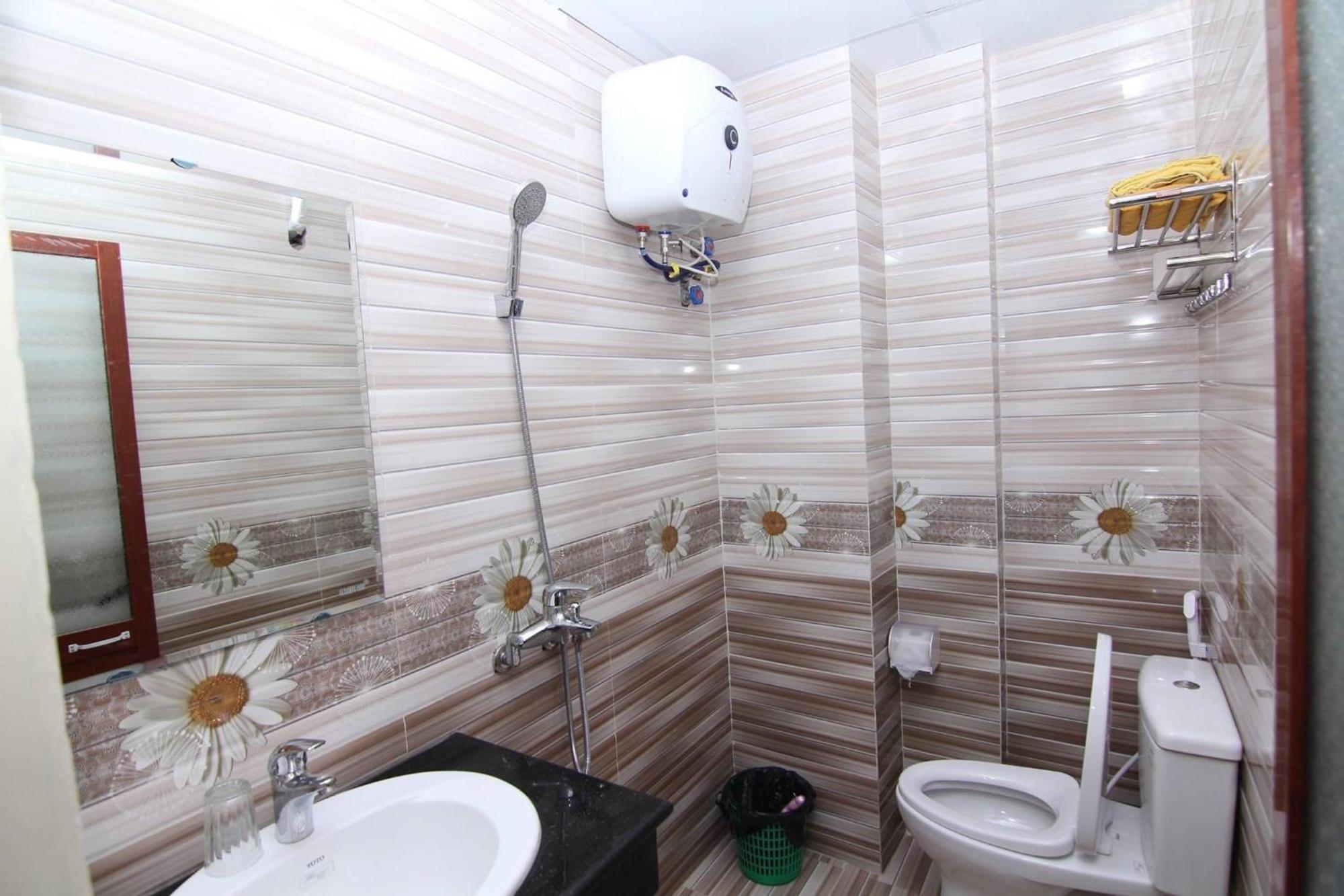 Thu Ha Sea View Hotel Dong Khe Sau Екстер'єр фото