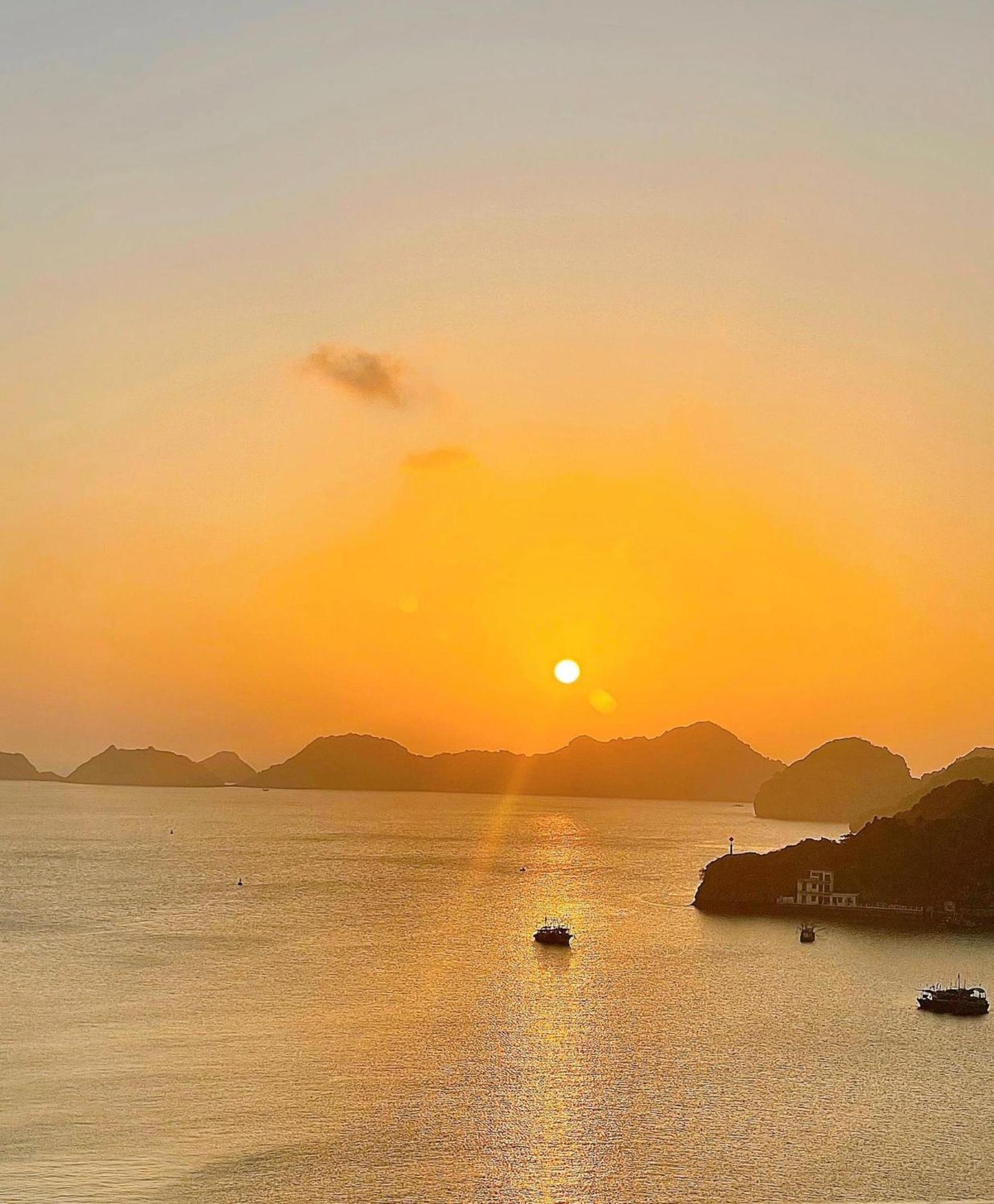 Thu Ha Sea View Hotel Dong Khe Sau Екстер'єр фото